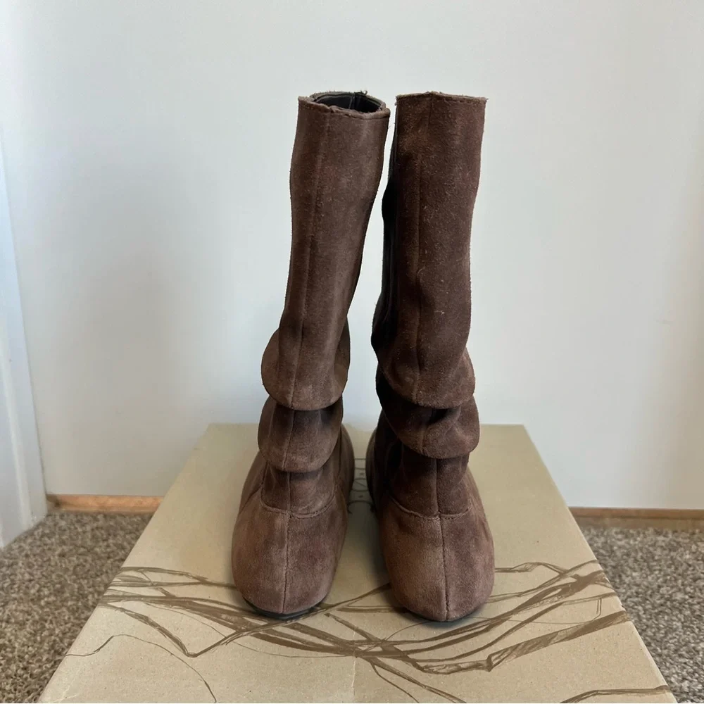 BOC Born Concepts Brown Suede Mid Calf‎ Pull On Boots Bistro style, Size 7